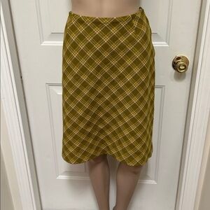 Vintage 1960’s 1970’s Green Wool Plaid Knee Length Skirt